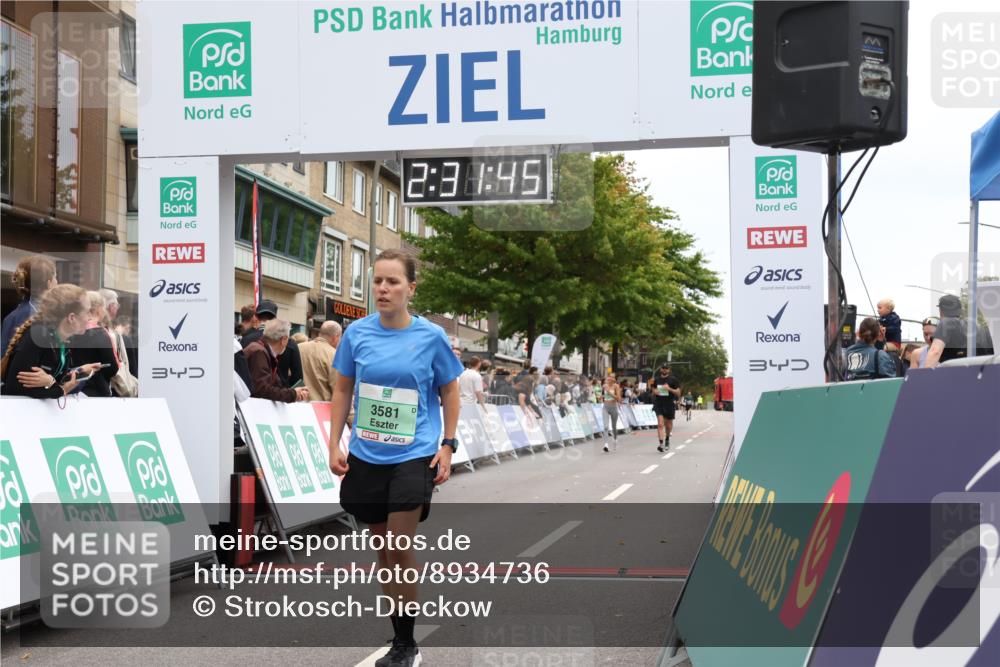 21.09.2025 - PSD Bank Halbmarathon Strokosch-Dieckow http://msf.ph/oto/8934736 21.09.2025 12:31:09 Ziel 2948, 3581, 3730 meine-sportfotos.de