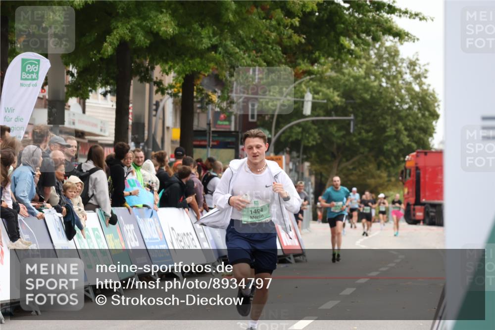 21.09.2025 - PSD Bank Halbmarathon Strokosch-Dieckow http://msf.ph/oto/8934797 21.09.2025 12:31:37 Ziel 1494 meine-sportfotos.de