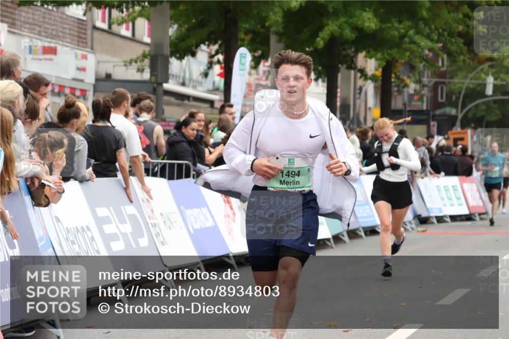 21.09.2025 - PSD Bank Halbmarathon Strokosch-Dieckow http://msf.ph/oto/8934803 21.09.2025 12:31:39 Ziel 1494 meine-sportfotos.de