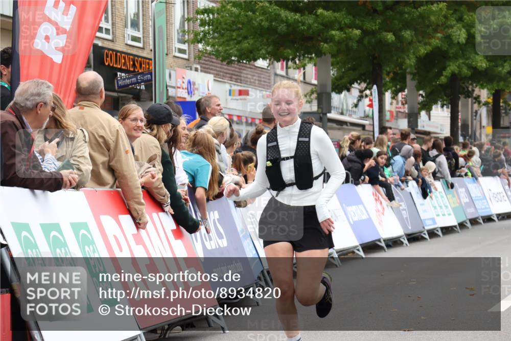 21.09.2025 - PSD Bank Halbmarathon Strokosch-Dieckow http://msf.ph/oto/8934820 21.09.2025 12:31:44 Ziel 1494, 3458 meine-sportfotos.de