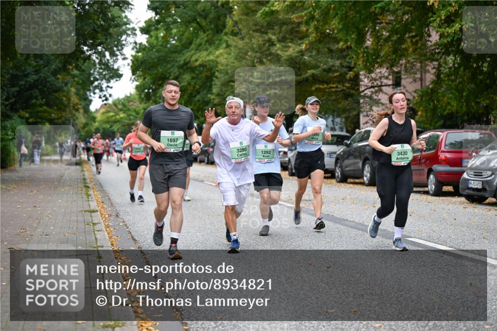 21.09.2025 - PSD Bank Halbmarathon Dr. Thomas Lammeyer http://msf.ph/oto/8934821 21.09.2025 10:57:17 Laufen 5, 1697, 3453, 3280, 290, 1292, 3430, 4915 meine-sportfotos.de