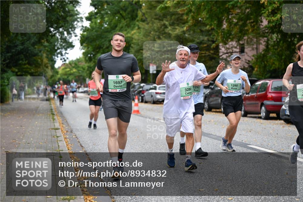 21.09.2025 - PSD Bank Halbmarathon Dr. Thomas Lammeyer http://msf.ph/oto/8934832 21.09.2025 10:57:18 Laufen 1697, 3280, 1292, 1290 meine-sportfotos.de