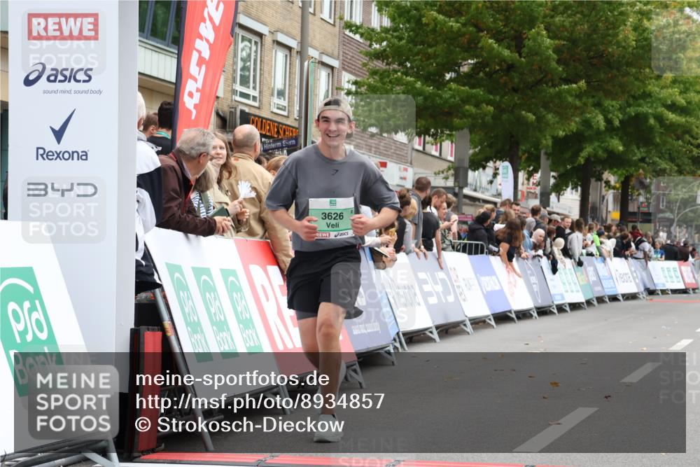 21.09.2025 - PSD Bank Halbmarathon Strokosch-Dieckow http://msf.ph/oto/8934857 21.09.2025 12:32:00 Ziel 2916, 3626 meine-sportfotos.de