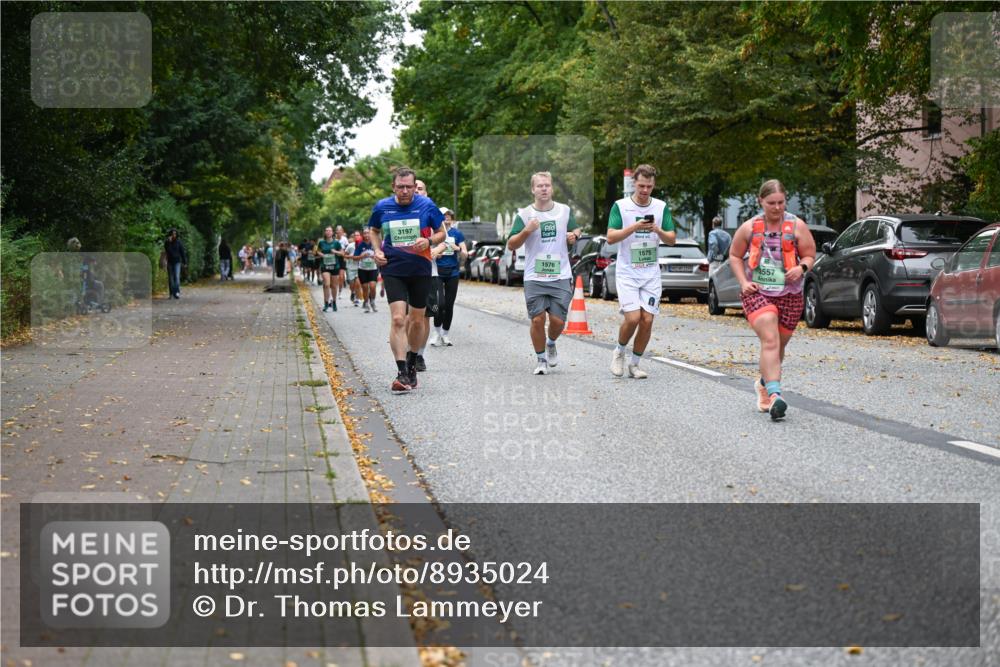 21.09.2025 - PSD Bank Halbmarathon Dr. Thomas Lammeyer http://msf.ph/oto/8935024 21.09.2025 10:57:44 Laufen 3197, 1575, 1576, 3557 meine-sportfotos.de
