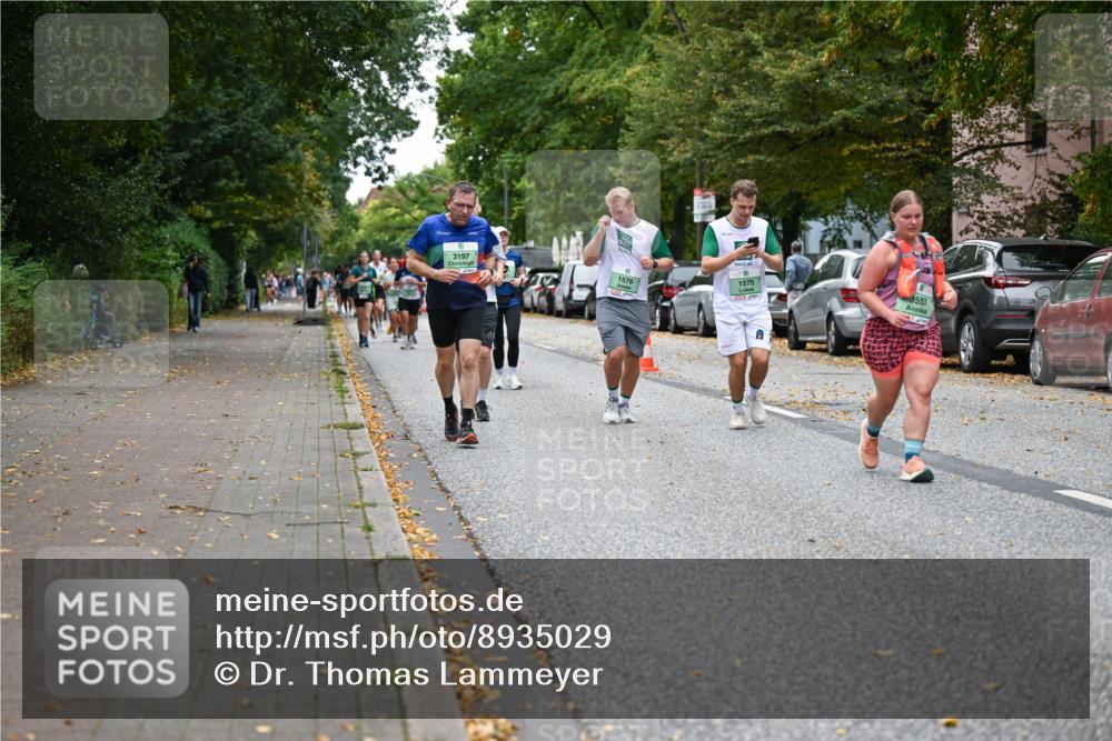 21.09.2025 - PSD Bank Halbmarathon Dr. Thomas Lammeyer http://msf.ph/oto/8935029 21.09.2025 10:57:44 Laufen 3197, 1576, 1575, 3551 meine-sportfotos.de