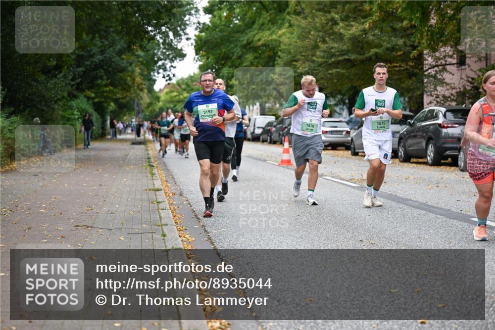 21.09.2025 - PSD Bank Halbmarathon Dr. Thomas Lammeyer http://msf.ph/oto/8935044 21.09.2025 10:57:45 Laufen 3197, 1575, 1576 meine-sportfotos.de