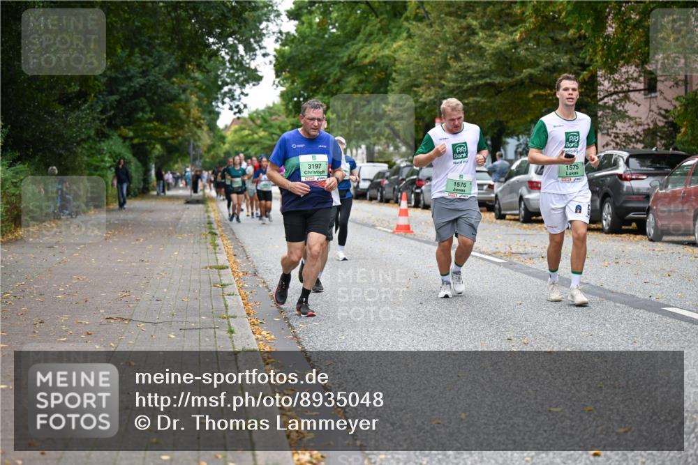 21.09.2025 - PSD Bank Halbmarathon Dr. Thomas Lammeyer http://msf.ph/oto/8935048 21.09.2025 10:57:46 Laufen 3197, 1576, 1575 meine-sportfotos.de