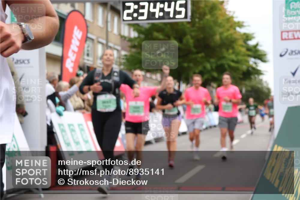21.09.2025 - PSD Bank Halbmarathon Strokosch-Dieckow http://msf.ph/oto/8935141 21.09.2025 12:34:09 Ziel 1650, 2735, 3509, 3525, 3693, 3697, 3806, 3812, 3825, 3826 meine-sportfotos.de