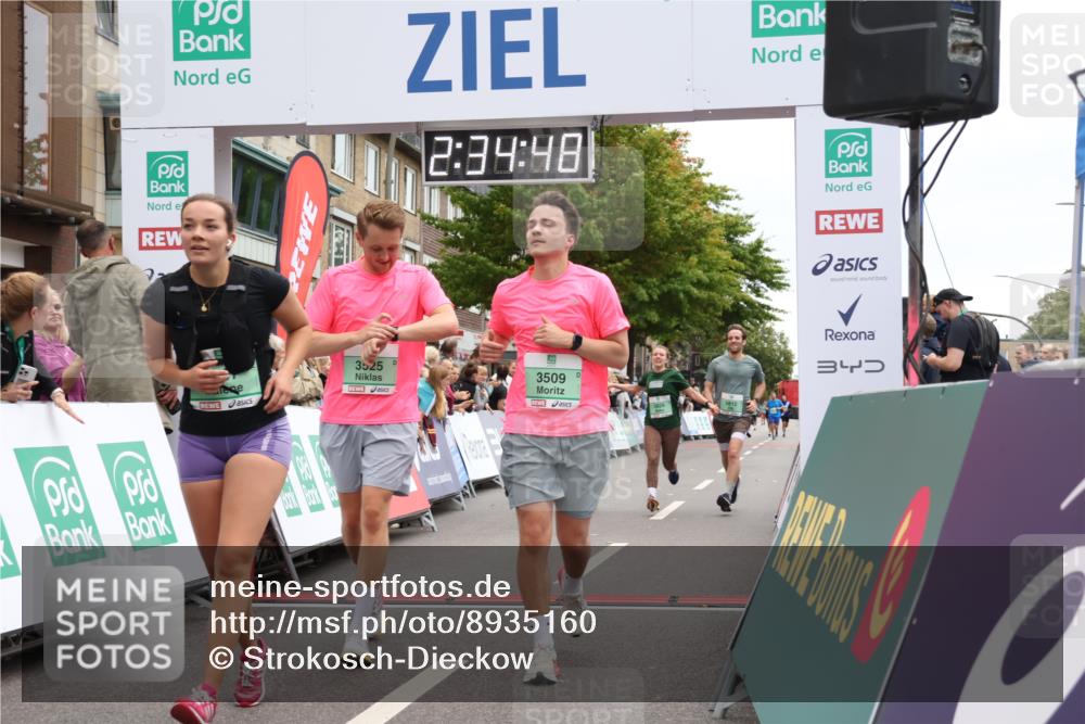 21.09.2025 - PSD Bank Halbmarathon Strokosch-Dieckow http://msf.ph/oto/8935160 21.09.2025 12:34:12 Ziel 1650, 2735, 3509, 3525, 3693, 3697, 3812, 3826, 3862 meine-sportfotos.de