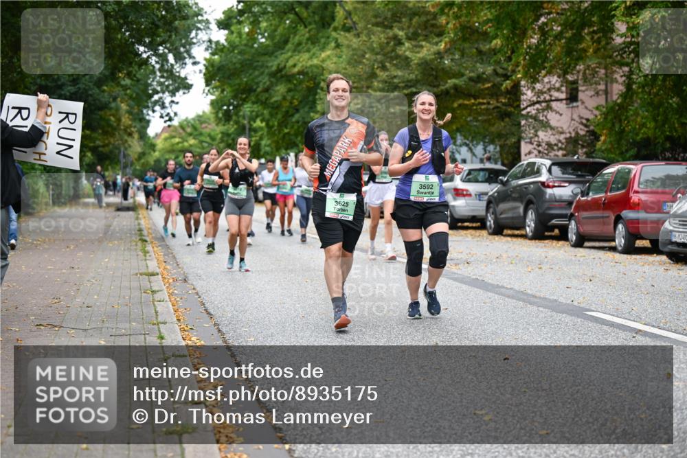 21.09.2025 - PSD Bank Halbmarathon Dr. Thomas Lammeyer http://msf.ph/oto/8935175 21.09.2025 10:58:05 Laufen 3625, 3592 meine-sportfotos.de