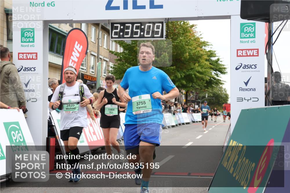 21.09.2025 - PSD Bank Halbmarathon Strokosch-Dieckow http://msf.ph/oto/8935195 21.09.2025 12:34:33 Ziel 1464, 3435, 3755, 3953 meine-sportfotos.de