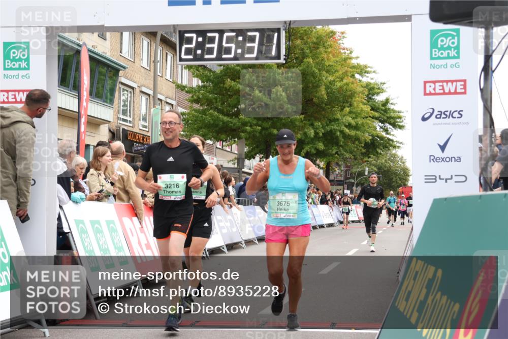 21.09.2025 - PSD Bank Halbmarathon Strokosch-Dieckow http://msf.ph/oto/8935228 21.09.2025 12:34:55 Ziel 1417, 1762, 3216, 3675 meine-sportfotos.de