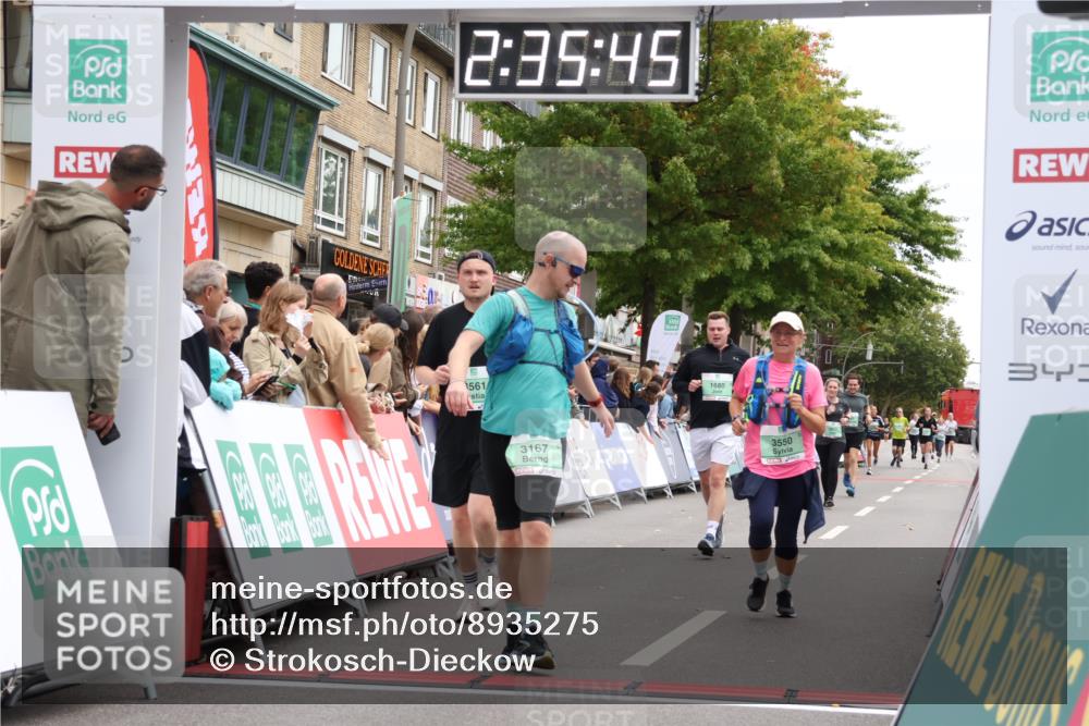 21.09.2025 - PSD Bank Halbmarathon Strokosch-Dieckow http://msf.ph/oto/8935275 21.09.2025 12:35:09 Ziel 1108, 1680, 3167, 3550, 3561, 3802 meine-sportfotos.de
