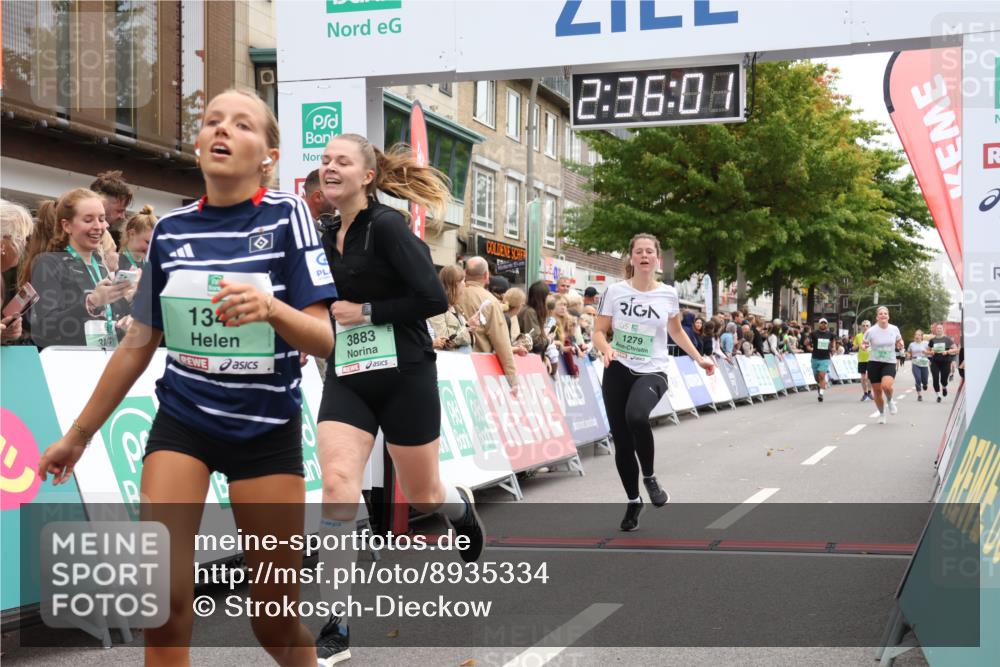 21.09.2025 - PSD Bank Halbmarathon Strokosch-Dieckow http://msf.ph/oto/8935334 21.09.2025 12:35:25 Ziel 1278, 1279, 1341, 3387, 3883 meine-sportfotos.de
