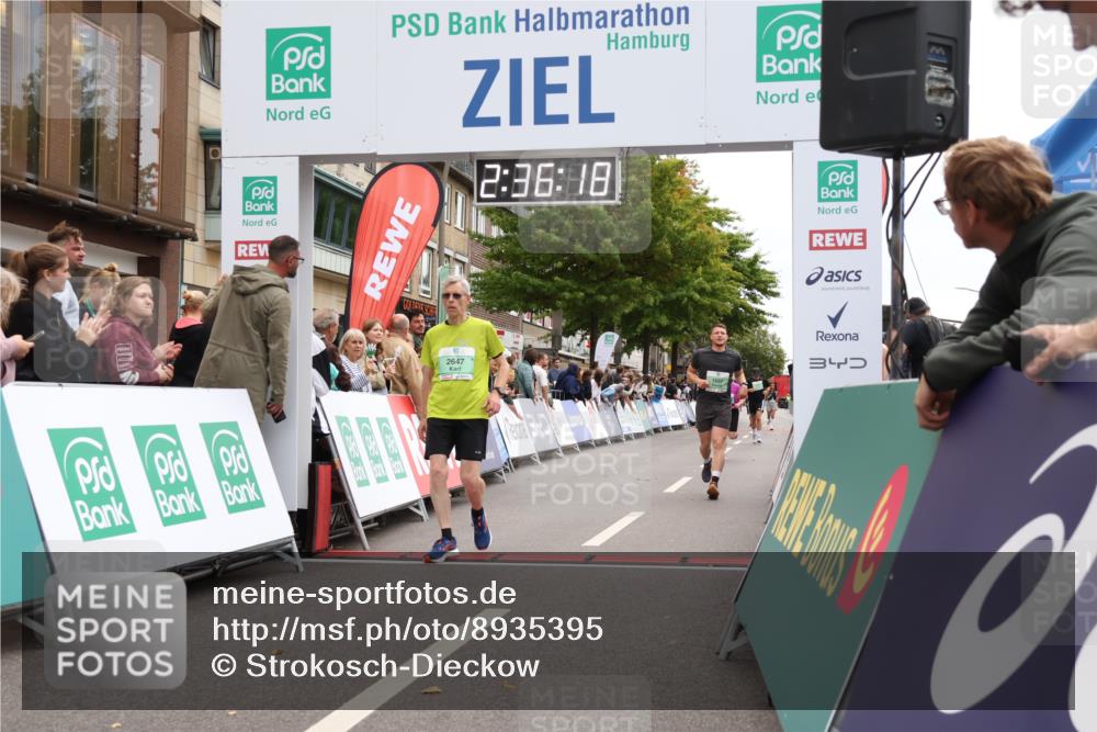21.09.2025 - PSD Bank Halbmarathon Strokosch-Dieckow http://msf.ph/oto/8935395 21.09.2025 12:35:42 Ziel 1697, 2524, 2647, 3508, 3788 meine-sportfotos.de