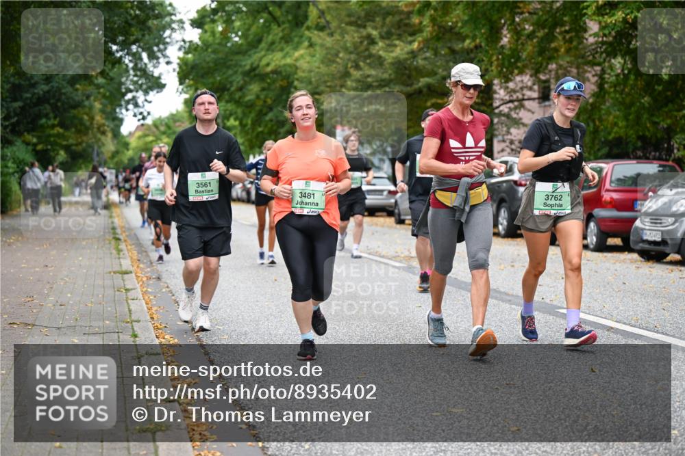 21.09.2025 - PSD Bank Halbmarathon Dr. Thomas Lammeyer http://msf.ph/oto/8935402 21.09.2025 10:58:29 Laufen 3561, 3481, 3762 meine-sportfotos.de