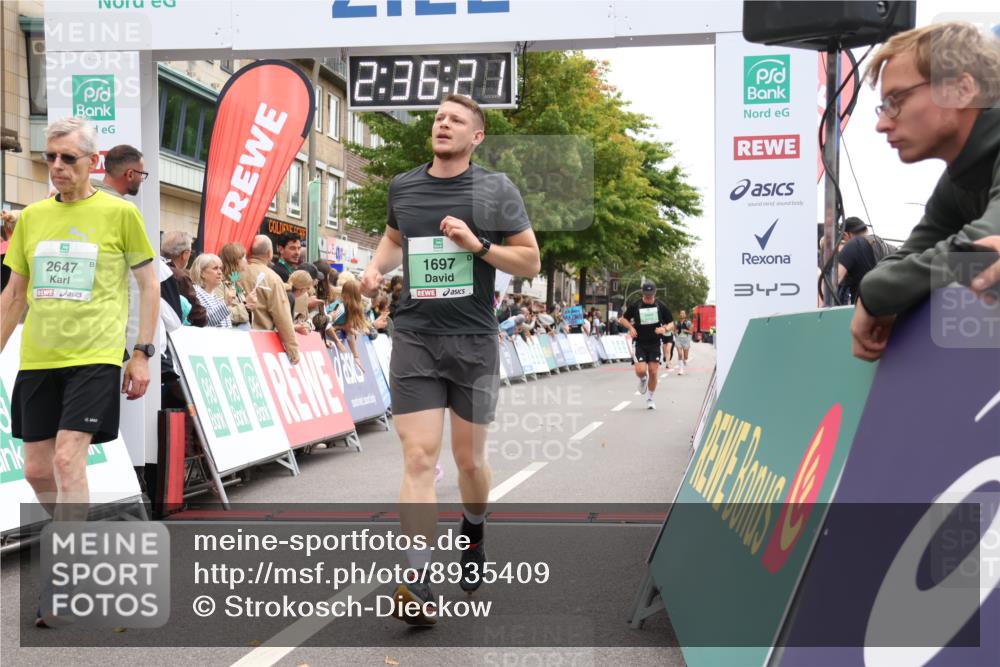 21.09.2025 - PSD Bank Halbmarathon Strokosch-Dieckow http://msf.ph/oto/8935409 21.09.2025 12:35:45 Ziel 1697, 2524, 2647, 3404, 3788 meine-sportfotos.de