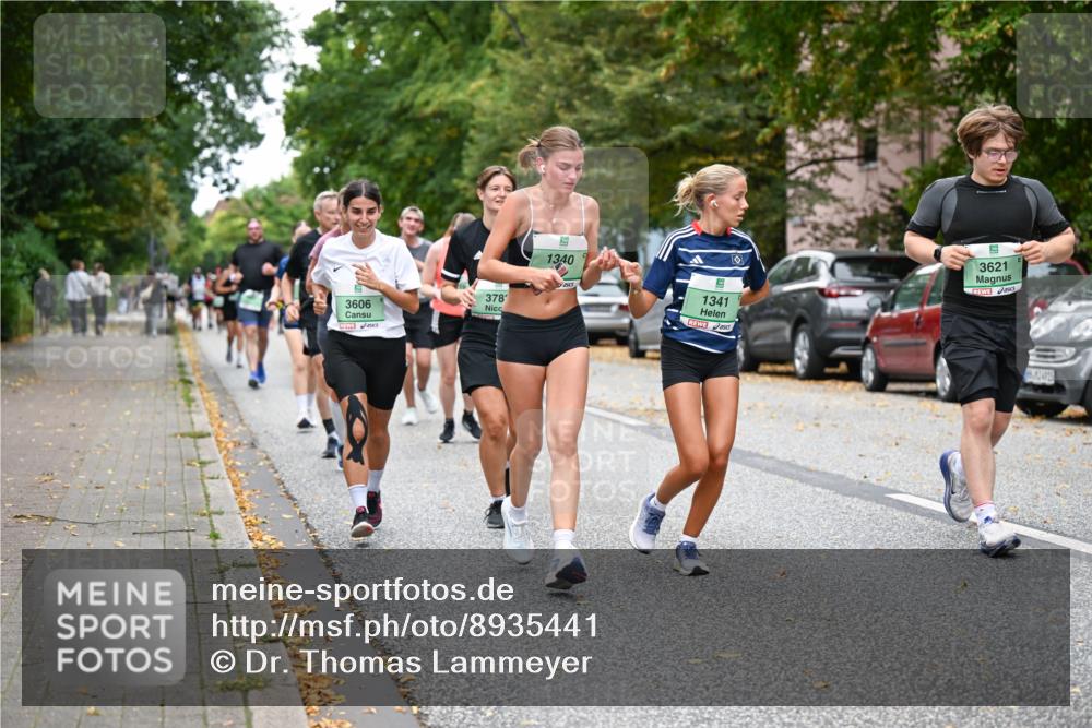 21.09.2025 - PSD Bank Halbmarathon Dr. Thomas Lammeyer http://msf.ph/oto/8935441 21.09.2025 10:58:33 Laufen 378, 3606, 9, 1340, 1341, 5, 3621 meine-sportfotos.de
