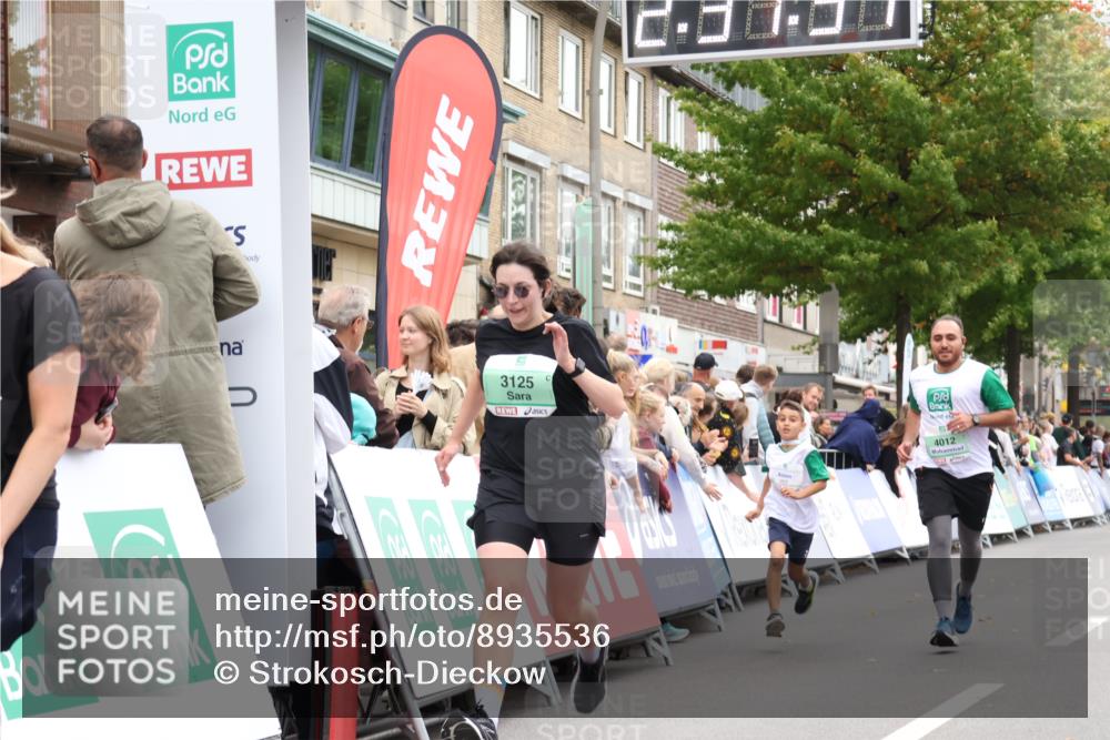 21.09.2025 - PSD Bank Halbmarathon Strokosch-Dieckow http://msf.ph/oto/8935536 21.09.2025 12:37:01 Ziel 3035, 3125, 4012 meine-sportfotos.de