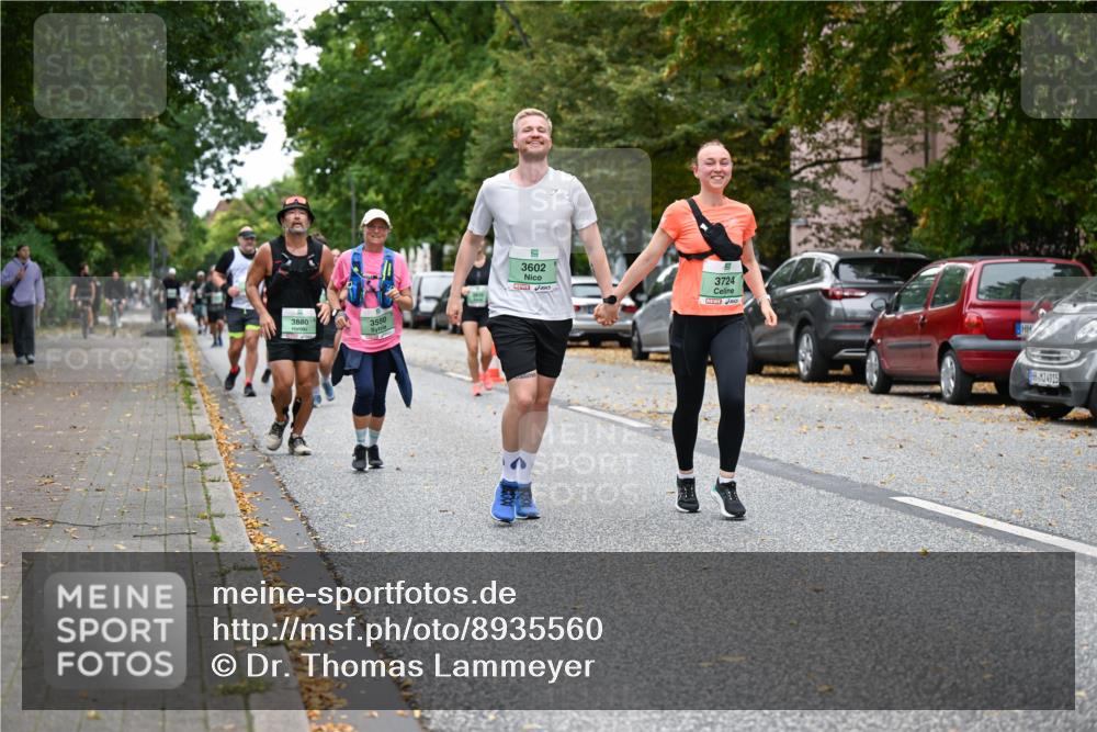 21.09.2025 - PSD Bank Halbmarathon Dr. Thomas Lammeyer http://msf.ph/oto/8935560 21.09.2025 10:58:50 Laufen 3880, 3550, 5, 3602, 3724, 4915 meine-sportfotos.de