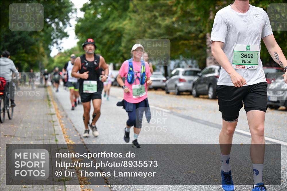 21.09.2025 - PSD Bank Halbmarathon Dr. Thomas Lammeyer http://msf.ph/oto/8935573 21.09.2025 10:58:52 Laufen 3602 meine-sportfotos.de