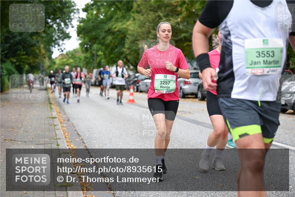 21.09.2025 - PSD Bank Halbmarathon Dr. Thomas Lammeyer http://msf.ph/oto/8935615 21.09.2025 10:58:59 Laufen 3287, 3553 meine-sportfotos.de