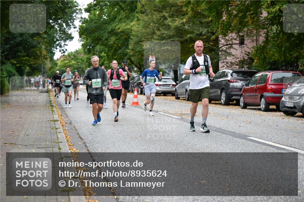 21.09.2025 - PSD Bank Halbmarathon Dr. Thomas Lammeyer http://msf.ph/oto/8935624 21.09.2025 10:59:03 Laufen 3776, 3754, 3515, 764, 4915 meine-sportfotos.de