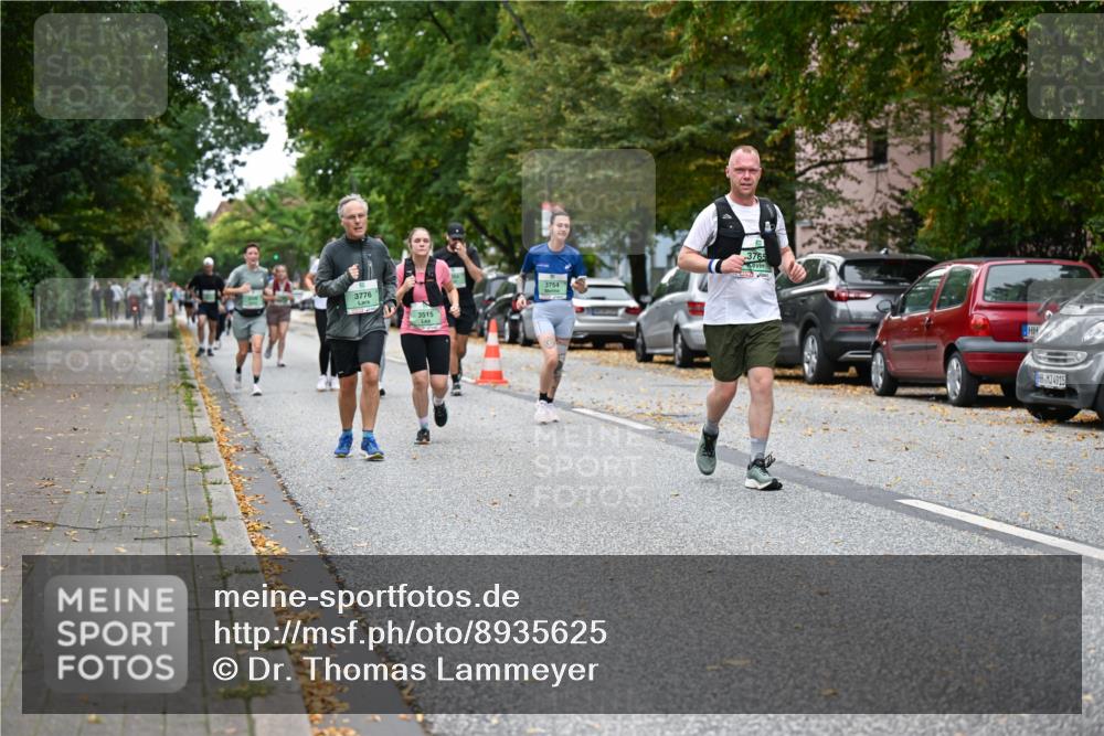21.09.2025 - PSD Bank Halbmarathon Dr. Thomas Lammeyer http://msf.ph/oto/8935625 21.09.2025 10:59:04 Laufen 3776, 3515, 3754, 3765, 4915 meine-sportfotos.de