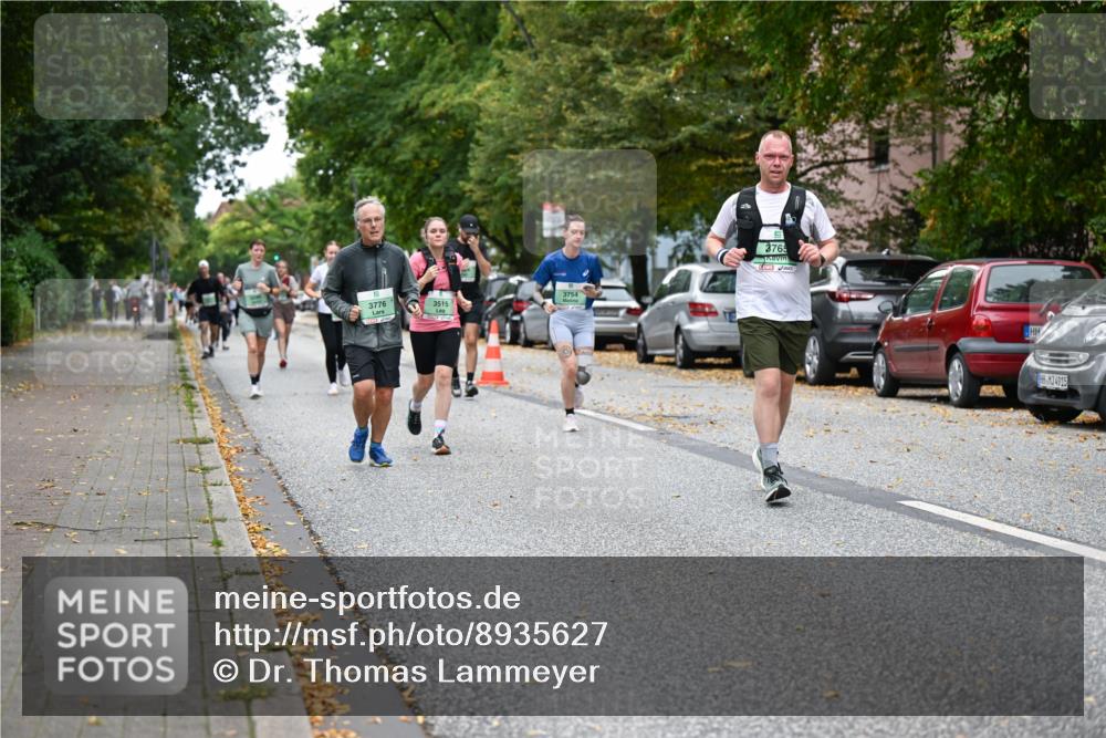 21.09.2025 - PSD Bank Halbmarathon Dr. Thomas Lammeyer http://msf.ph/oto/8935627 21.09.2025 10:59:04 Laufen 3776, 3515, 3754, 3765, 4915 meine-sportfotos.de