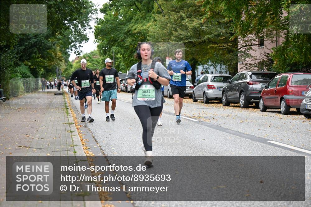 21.09.2025 - PSD Bank Halbmarathon Dr. Thomas Lammeyer http://msf.ph/oto/8935693 21.09.2025 10:59:19 Laufen 3322, 3271, 3834, 3825 meine-sportfotos.de