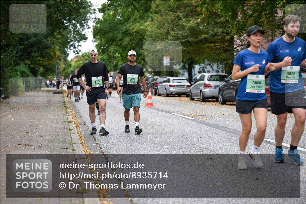 21.09.2025 - PSD Bank Halbmarathon Dr. Thomas Lammeyer http://msf.ph/oto/8935714 21.09.2025 10:59:23 Laufen 3271, 3322, 3825, 3806 meine-sportfotos.de