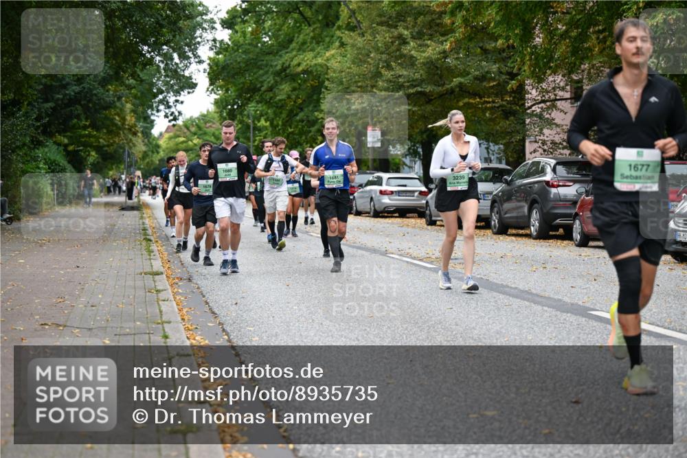 21.09.2025 - PSD Bank Halbmarathon Dr. Thomas Lammeyer http://msf.ph/oto/8935735 21.09.2025 10:59:30 Laufen 1678, 1680, 1384, 1681, 3239, 1677 meine-sportfotos.de