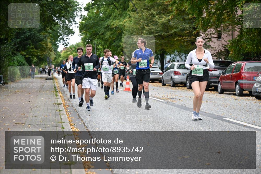 21.09.2025 - PSD Bank Halbmarathon Dr. Thomas Lammeyer http://msf.ph/oto/8935742 21.09.2025 10:59:31 Laufen 1680, 1384, 1681, 3239 meine-sportfotos.de