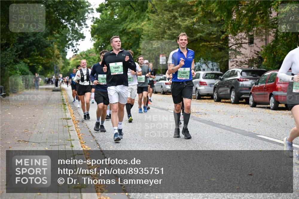 21.09.2025 - PSD Bank Halbmarathon Dr. Thomas Lammeyer http://msf.ph/oto/8935751 21.09.2025 10:59:33 Laufen 1680, 1678, 1681, 384, 3387 meine-sportfotos.de