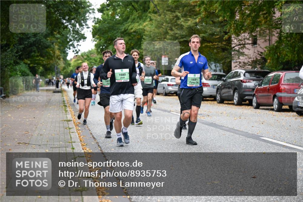 21.09.2025 - PSD Bank Halbmarathon Dr. Thomas Lammeyer http://msf.ph/oto/8935753 21.09.2025 10:59:33 Laufen 1680, 167, 3387, 1681 meine-sportfotos.de