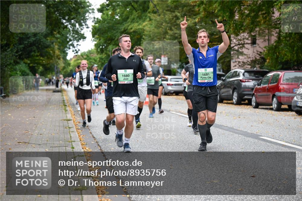 21.09.2025 - PSD Bank Halbmarathon Dr. Thomas Lammeyer http://msf.ph/oto/8935756 21.09.2025 10:59:33 Laufen 1680, 3387, 1681 meine-sportfotos.de