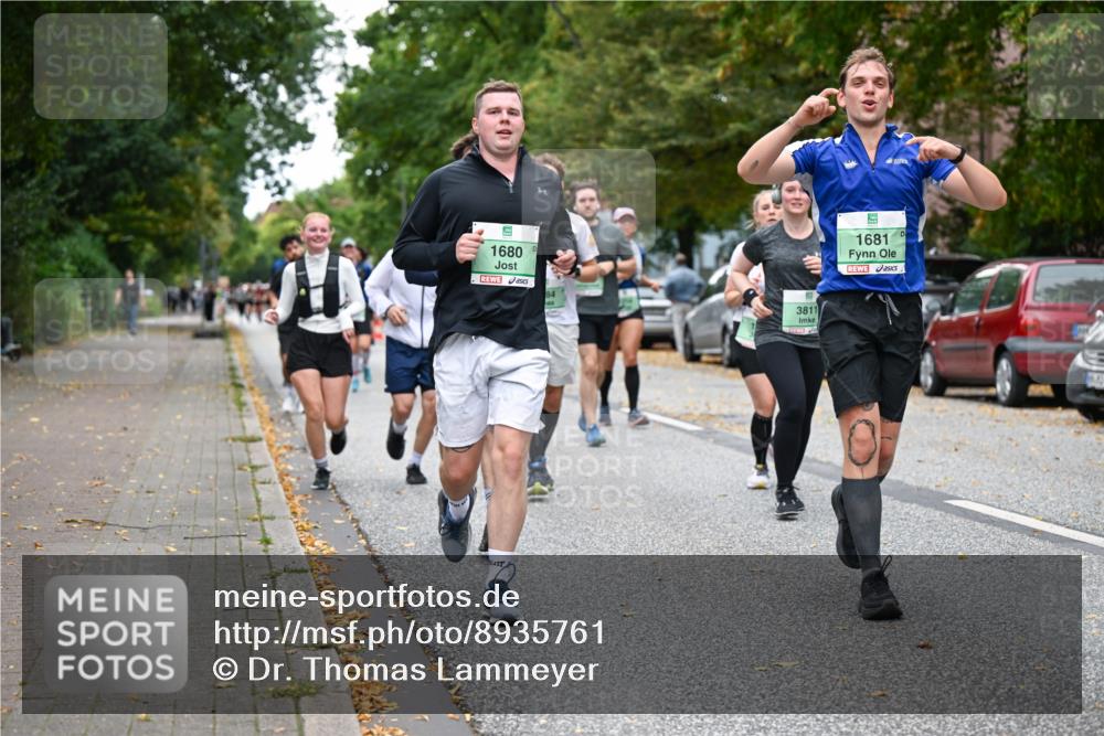 21.09.2025 - PSD Bank Halbmarathon Dr. Thomas Lammeyer http://msf.ph/oto/8935761 21.09.2025 10:59:34 Laufen 60, 1681, 1680, 3811 meine-sportfotos.de