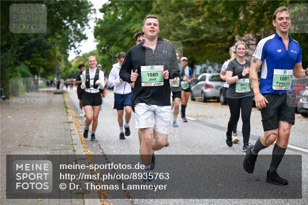 21.09.2025 - PSD Bank Halbmarathon Dr. Thomas Lammeyer http://msf.ph/oto/8935763 21.09.2025 10:59:35 Laufen 1680, 3811, 1681 meine-sportfotos.de