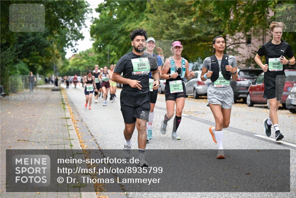 21.09.2025 - PSD Bank Halbmarathon Dr. Thomas Lammeyer http://msf.ph/oto/8935799 21.09.2025 10:59:40 Laufen 2206, 3421, 365, 9, 3660 meine-sportfotos.de