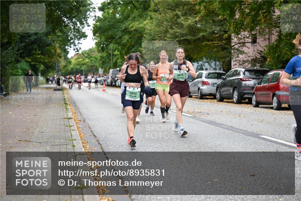 21.09.2025 - PSD Bank Halbmarathon Dr. Thomas Lammeyer http://msf.ph/oto/8935831 21.09.2025 10:59:45 Laufen 3802, 3614, 325, 3818 meine-sportfotos.de