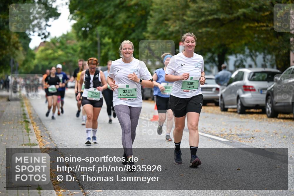 21.09.2025 - PSD Bank Halbmarathon Dr. Thomas Lammeyer http://msf.ph/oto/8935926 21.09.2025 11:00:12 Laufen 3712, 3241, 1206, 3381 meine-sportfotos.de