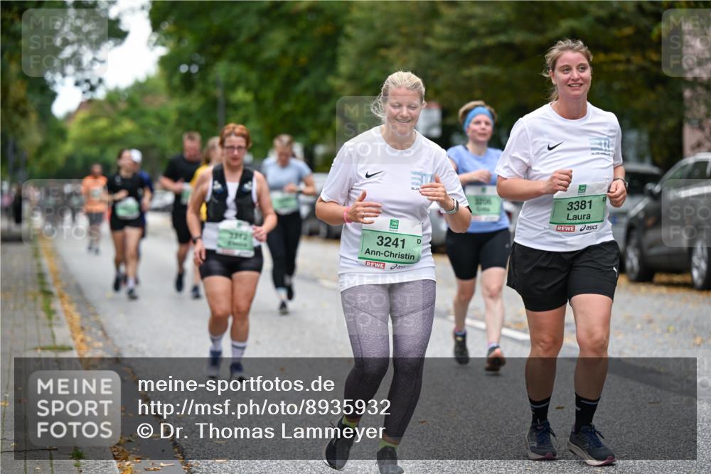21.09.2025 - PSD Bank Halbmarathon Dr. Thomas Lammeyer http://msf.ph/oto/8935932 21.09.2025 11:00:14 Laufen 2712, 3241, 3381 meine-sportfotos.de