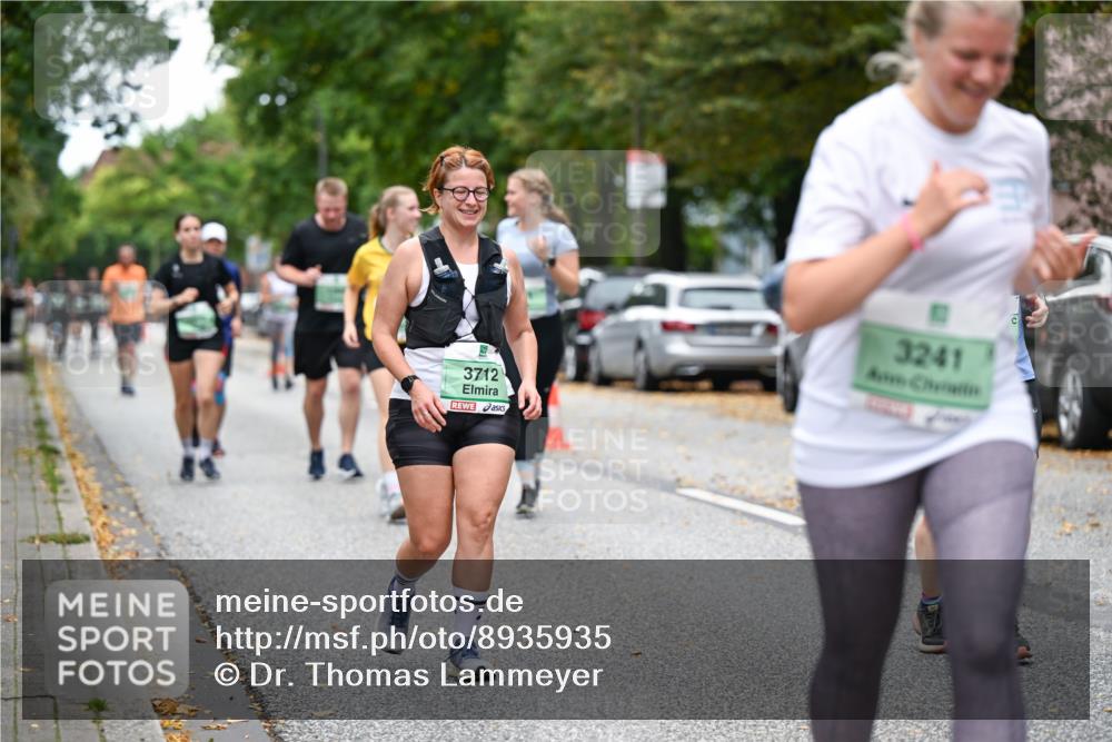 21.09.2025 - PSD Bank Halbmarathon Dr. Thomas Lammeyer http://msf.ph/oto/8935935 21.09.2025 11:00:15 Laufen 3712, 3241 meine-sportfotos.de