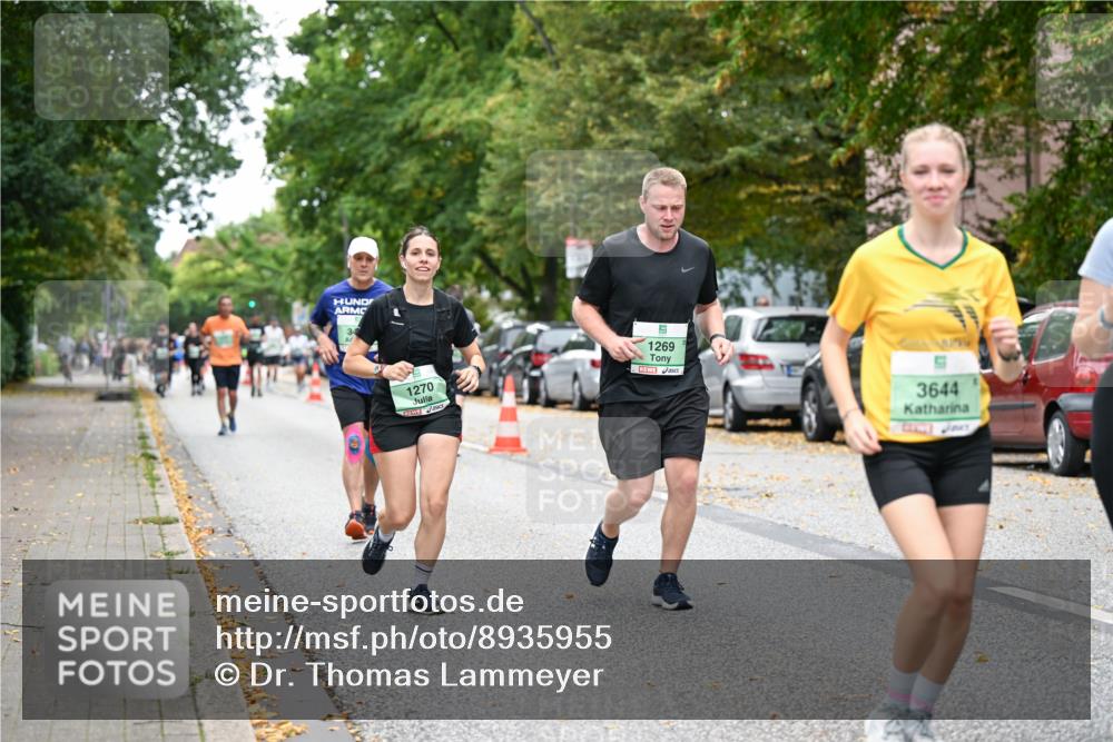 21.09.2025 - PSD Bank Halbmarathon Dr. Thomas Lammeyer http://msf.ph/oto/8935955 21.09.2025 11:00:20 Laufen 1270, 1269, 3644 meine-sportfotos.de