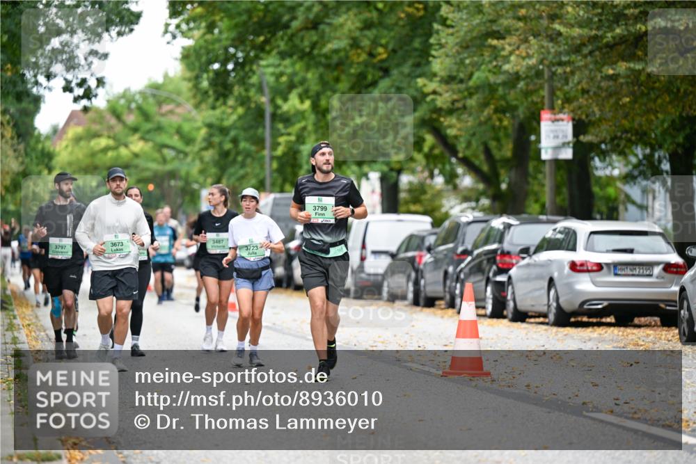 21.09.2025 - PSD Bank Halbmarathon Dr. Thomas Lammeyer http://msf.ph/oto/8936010 21.09.2025 11:00:33 Laufen 3797, 3673, 3487, 3723, 3799 meine-sportfotos.de