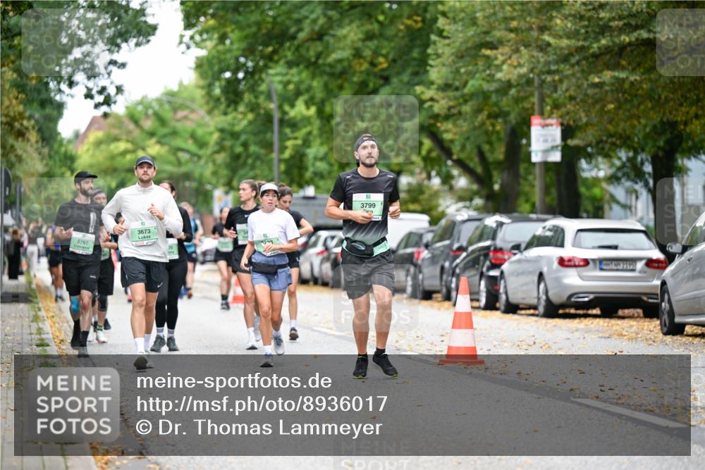 21.09.2025 - PSD Bank Halbmarathon Dr. Thomas Lammeyer http://msf.ph/oto/8936017 21.09.2025 11:00:34 Laufen 3797, 3673, 3799 meine-sportfotos.de