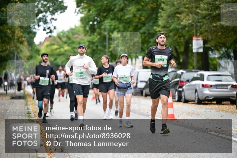 21.09.2025 - PSD Bank Halbmarathon Dr. Thomas Lammeyer http://msf.ph/oto/8936028 21.09.2025 11:00:36 Laufen 3673, 3723, 3799 meine-sportfotos.de