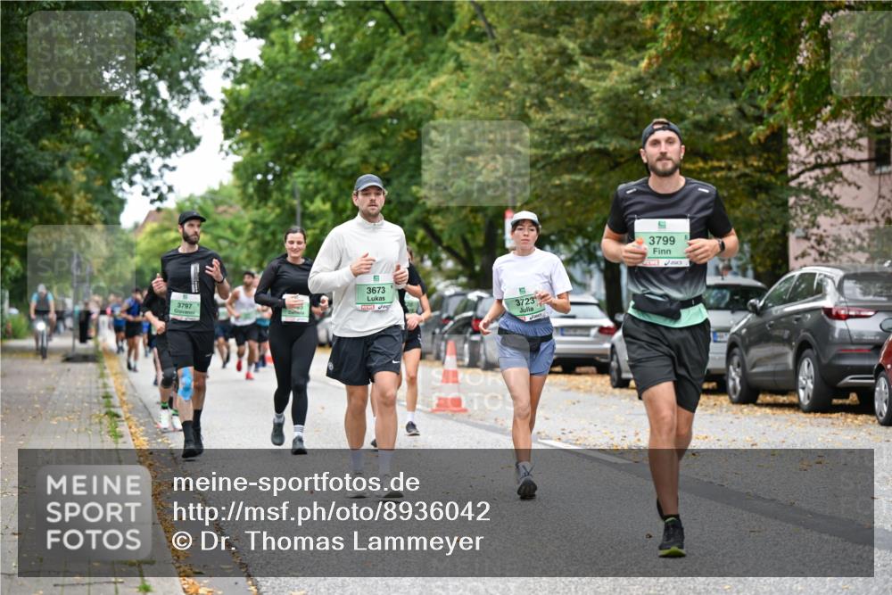 21.09.2025 - PSD Bank Halbmarathon Dr. Thomas Lammeyer http://msf.ph/oto/8936042 21.09.2025 11:00:39 Laufen 3797, 3673, 3723, 3799 meine-sportfotos.de