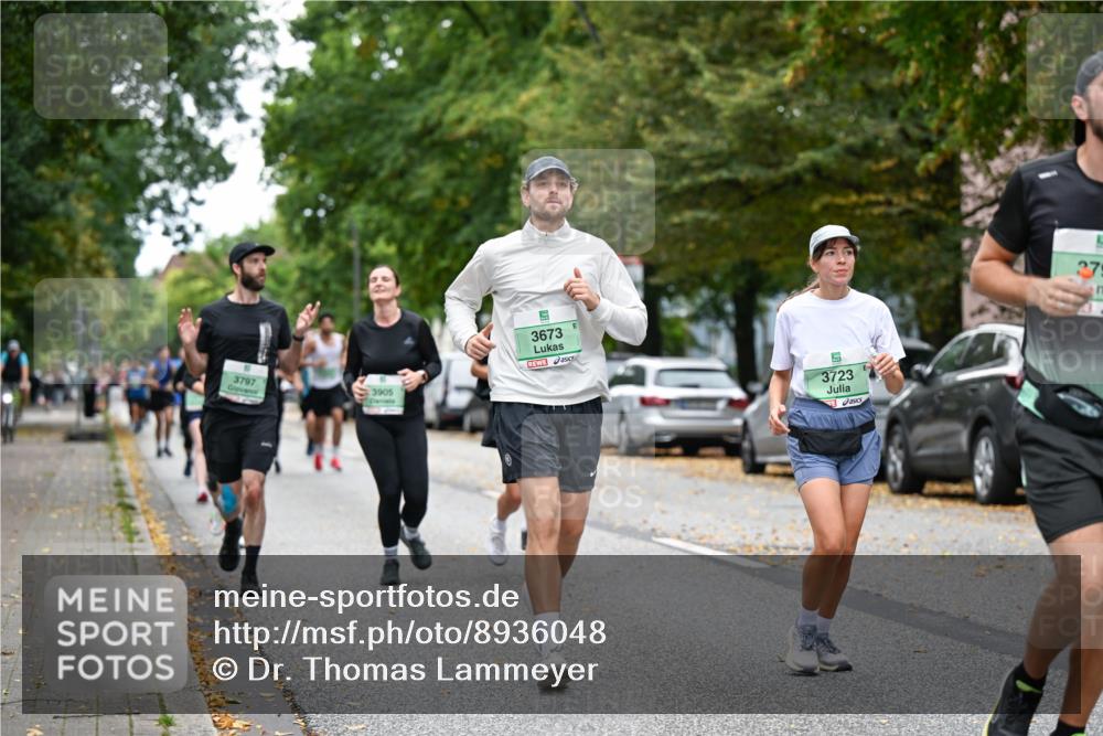 21.09.2025 - PSD Bank Halbmarathon Dr. Thomas Lammeyer http://msf.ph/oto/8936048 21.09.2025 11:00:41 Laufen 3797, 3905, 3673, 3723 meine-sportfotos.de