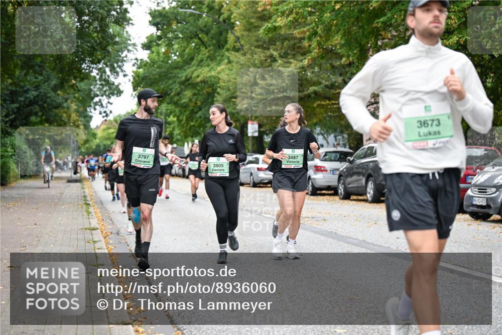 21.09.2025 - PSD Bank Halbmarathon Dr. Thomas Lammeyer http://msf.ph/oto/8936060 21.09.2025 11:00:43 Laufen 3797, 3905, 3487, 3673, 4915 meine-sportfotos.de